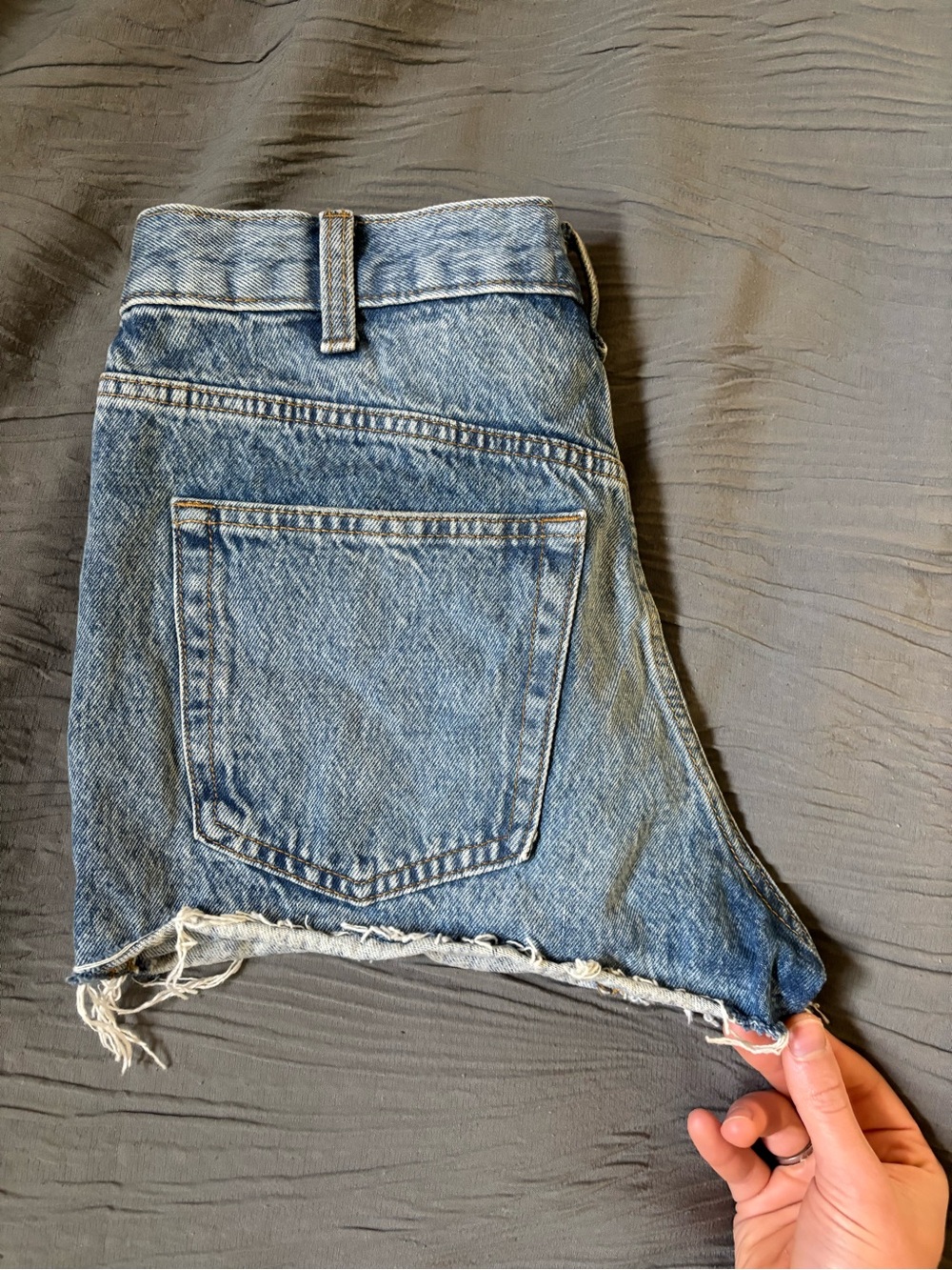 Universal Thread Light Blue Denim Jean Shorts with Raw Hem - Picture 4 of 6